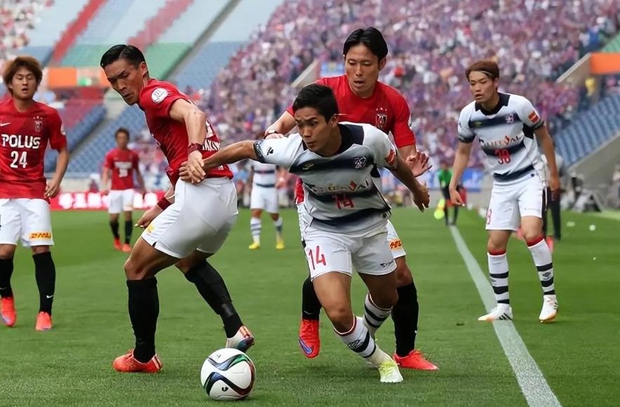 赛前亚冠传出新动向，摩纳哥战术微调，管理层表态：球迷炸锅，心理建设被强调的简单介绍