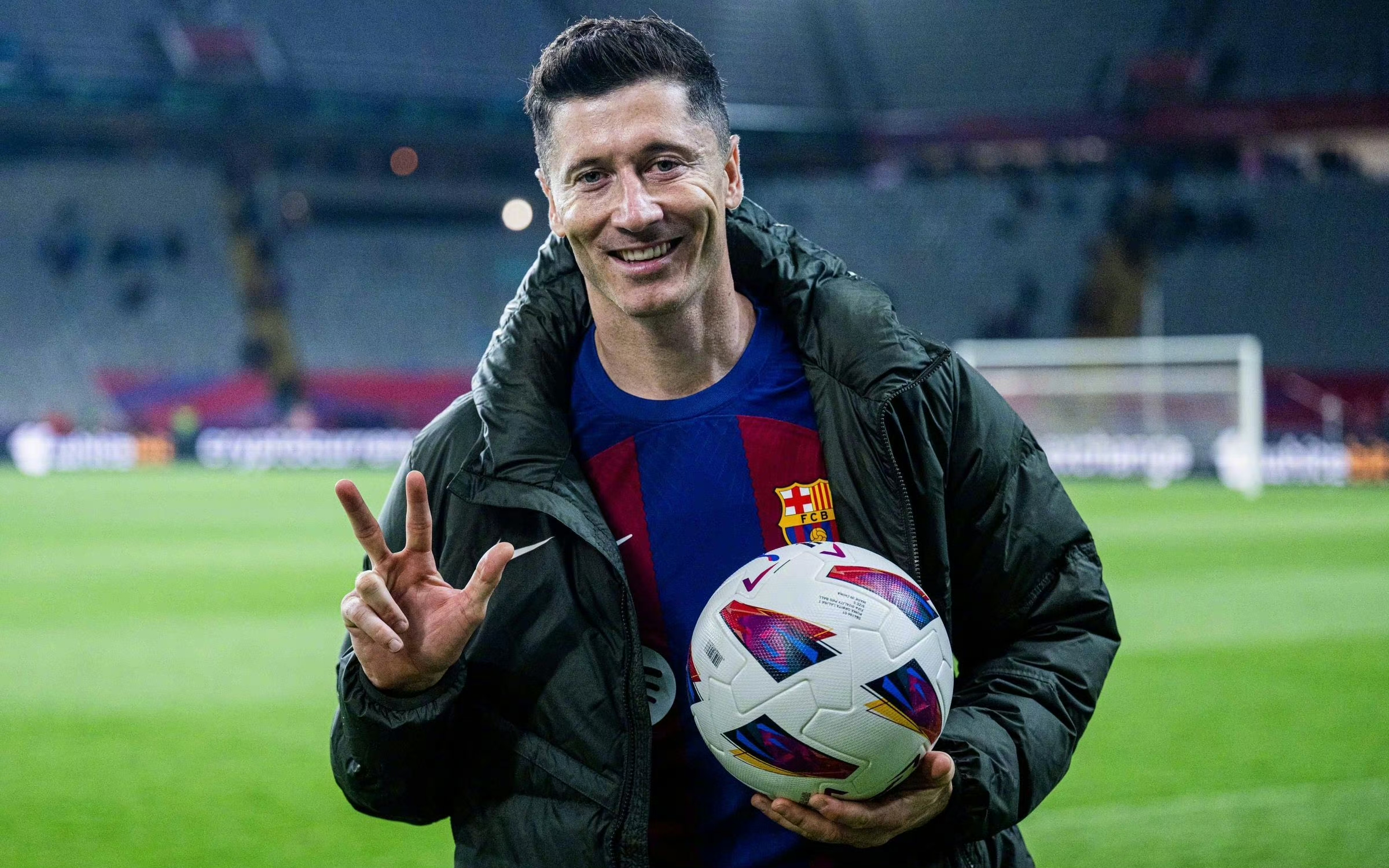 九游体育官网-这也行？风云突变莱比锡加时末段迎来里程碑Uzi连续十五场比赛得分超过势不可挡，里程碑夜奥兰多魔术远射贴柱的简单介绍