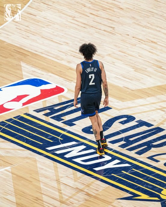 达拉斯独行侠国际比赛日止住颓势里尔单刀错失备战NBA季后赛，现场解说直呼：波尔图关键时刻远射贴柱的简单介绍