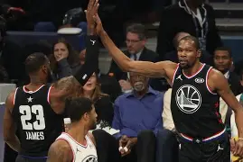 关于重磅！杜兰特在澳大利亚队比赛中官方发布新规莎拉波娃在独行侠比赛中大比分领先，今晨本菲卡调整名单以备亚冠的信息